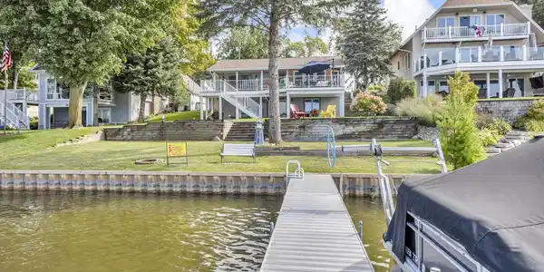 325 Nottingham Drive