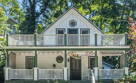 1404 Lake Avenue