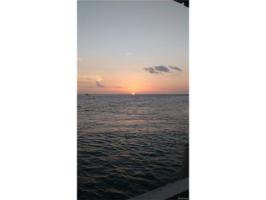 000 NE Lakeshore Road