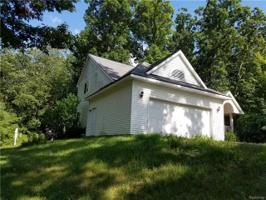 944 OAKCREST Road