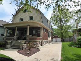 509 W GRAND RIVER Avenue