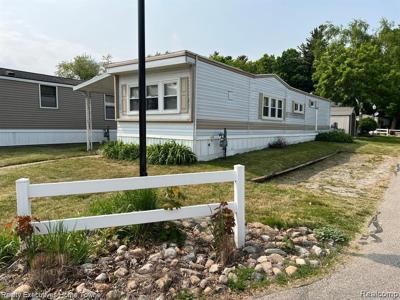5203 MAIN lot 56 Street