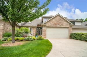 980 SUNSET DRIVE