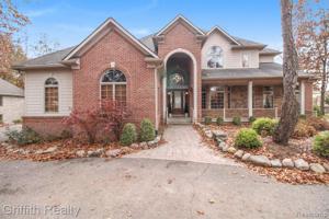 4372 MUIRFIELD Drive