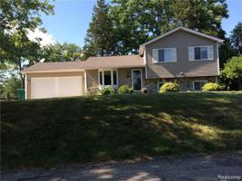 5126 CHIPMAN Drive