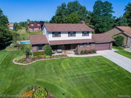 1486 LYNWOOD Lane