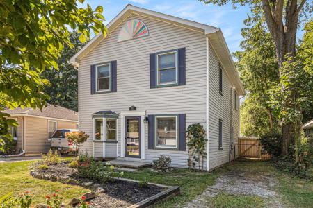 8537 2nd Street
