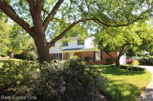 147 INDIAN KNOLLS