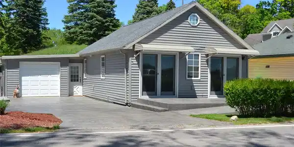 9023 Silverside