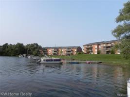 1954 KLINGENSMITH RD UNIT 33 W Road