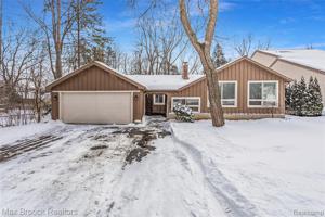 5481 Sunnycrest Drive
