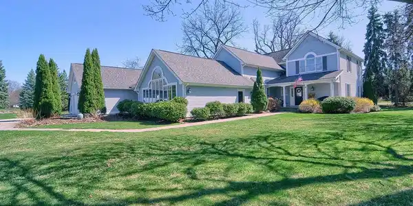 4073 SPLIT RAIL Lane