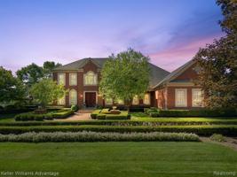 25629 Shoreline Drive