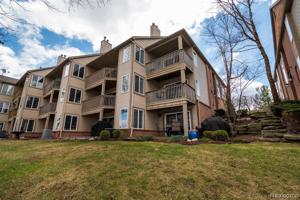 3094 BAY FRONT Court