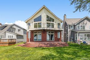 8382 LONG ISLAND Court
