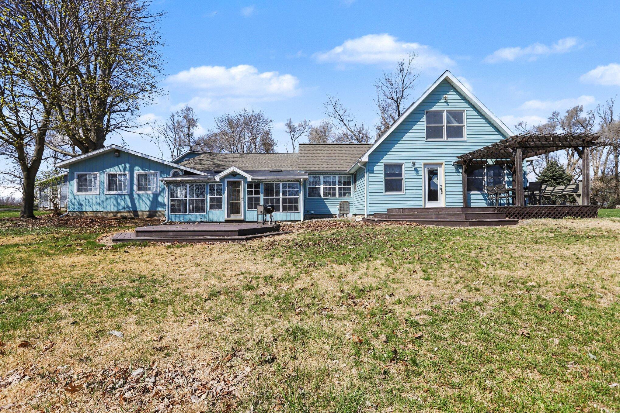Image 1: 2743 Hemlock Rd. Lakeside