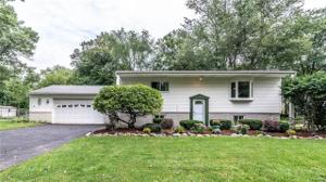 1604 LAUDER Lane