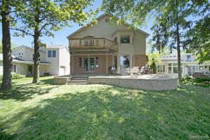 4713 CRESCENT Point