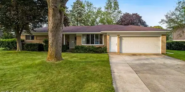 701 TANVIEW Drive
