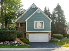 5577 NORTHCREST VILLAGE Drive