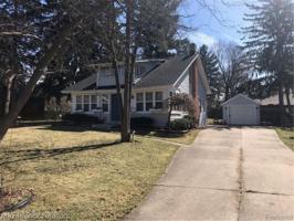 2325 Pontiac Drive