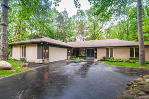 8120 Deerwood Road