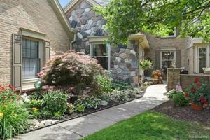4768 PINE EAGLES Drive