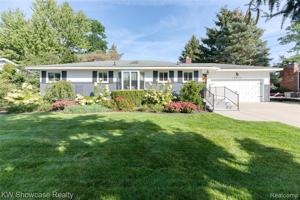 10410 CEDAR POINT Drive