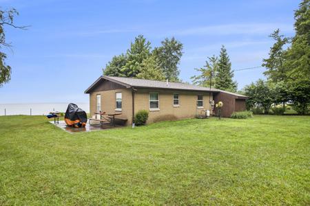 1466 Lake Shore Drive