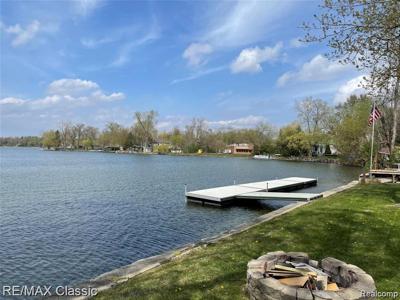 4860 Cooley lake Rd