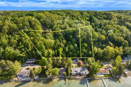 Private Spring Valley Drive