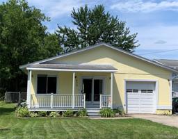632 CEDARLAWN Road