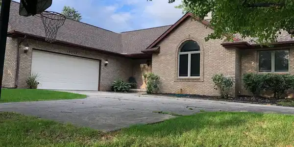 16147 Silvercrest Drive