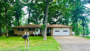 3071 COVENTRY Drive