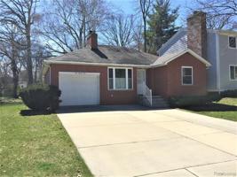 524 LA SALLE Boulevard