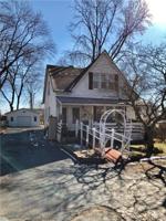 2972 SEEBALDT Avenue