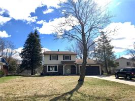 5512 FOX CHASE Lane