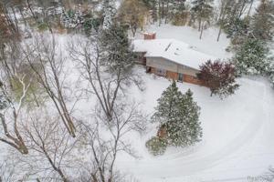 7207 Old Pond Drive
