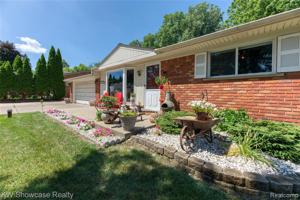 2379 ETHEL Drive