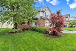 2523 Ravineside N Lane