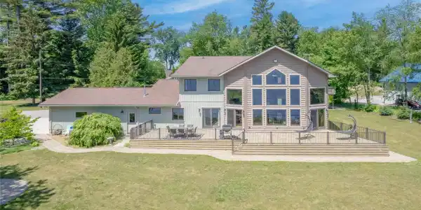1083 S Lakeshore Road