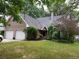 315 RUSTIC Circle