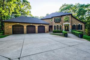 5370 IROQUOIS Court