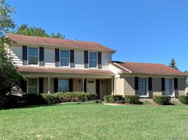 5277 GREENBRIAR COURT