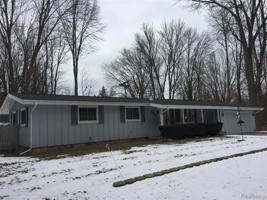 3220 ELMWOOD Drive