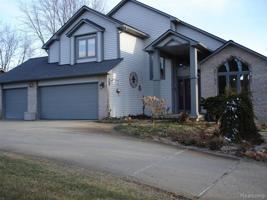 9275 DAVISBURG Road