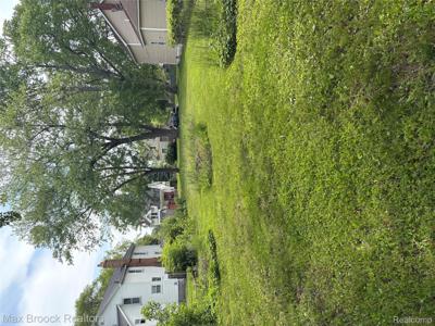 2400 Walnut Street