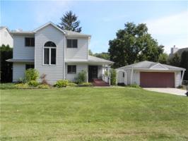 77 LEOTA Boulevard