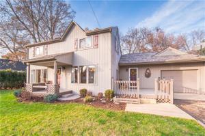 3033 Cloverdale