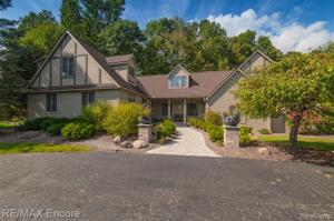 7285 DARK LAKE Drive